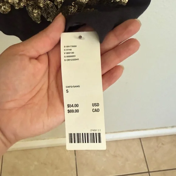 Urban Outfitters Black and Gold Embellished Crop Muscle Tee - Picture 3 of 4